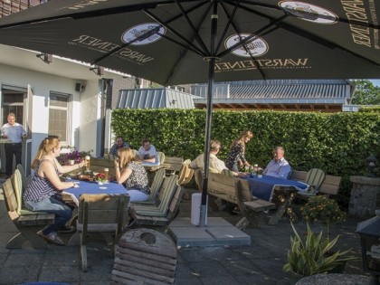 Foto:  Dollen Hof